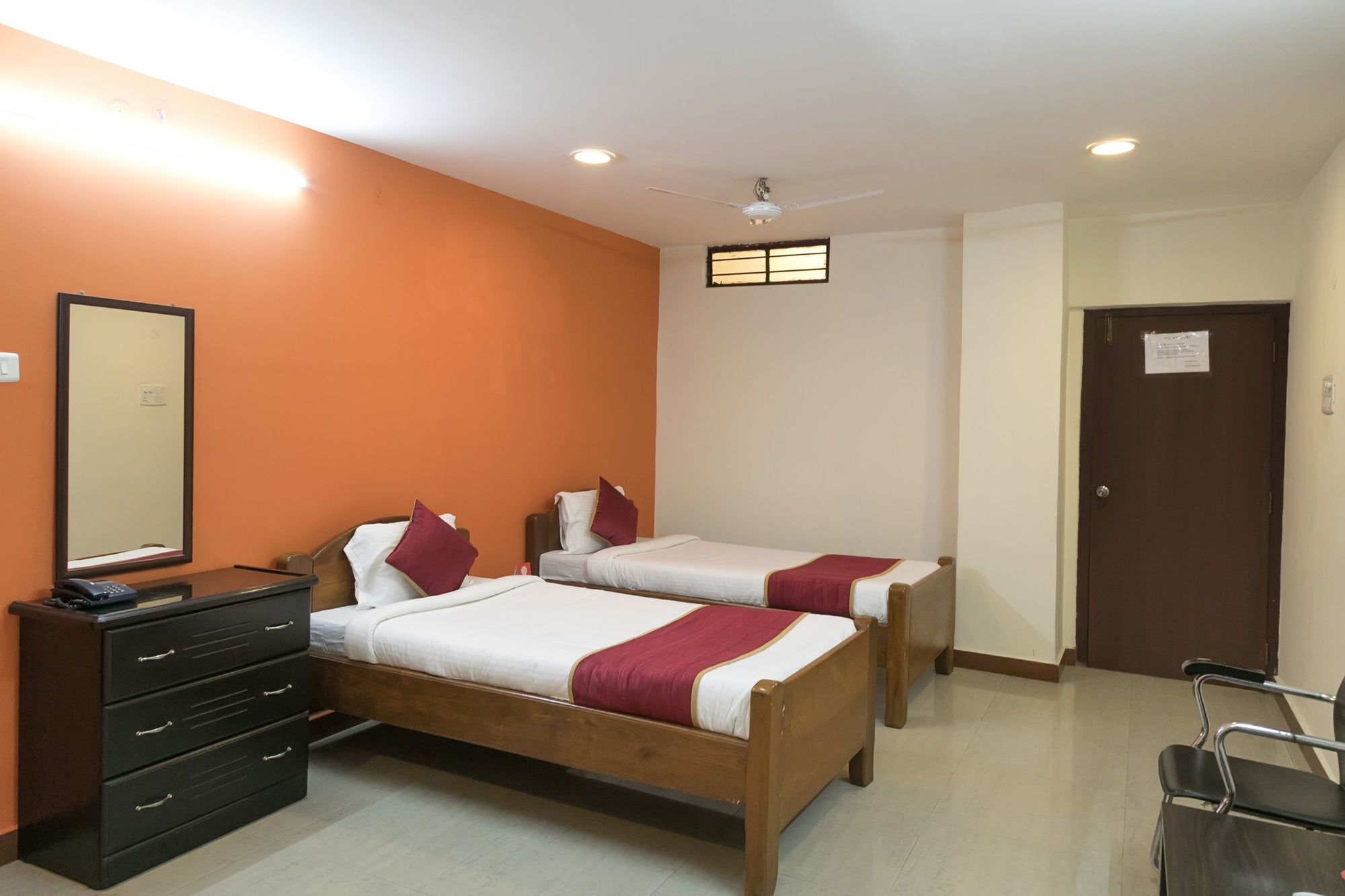 Oyo 3608 Hotel Sun City Guwahati Extérieur photo
